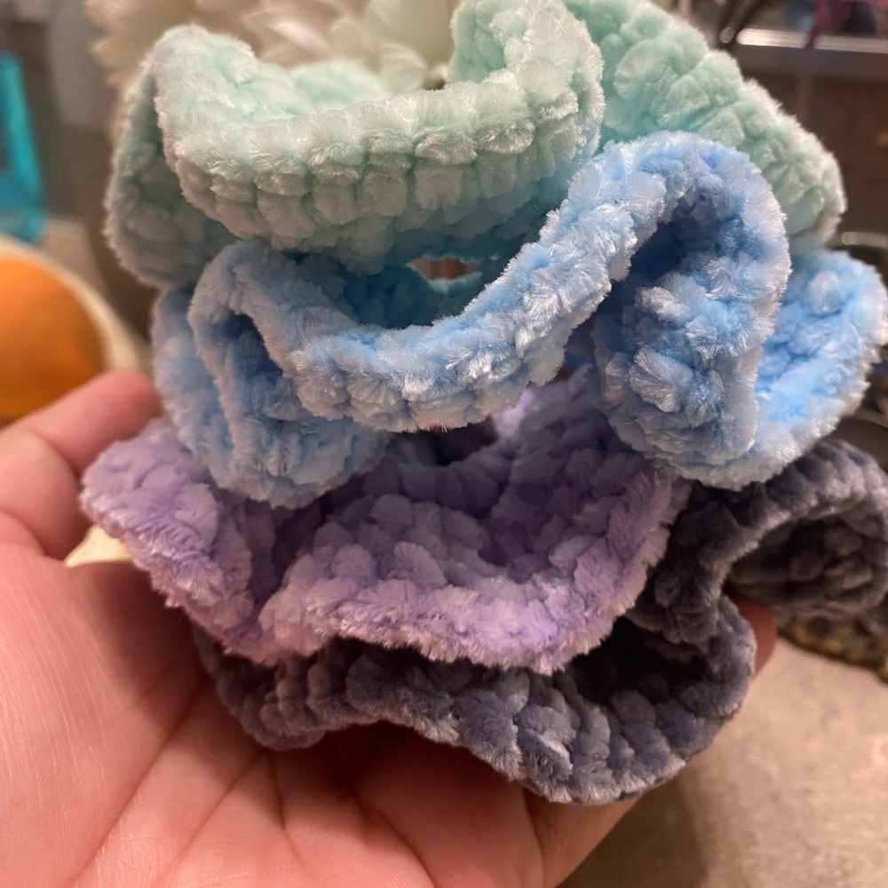 Hand Crocheted Velvet Scrunchie - Picture 5 of 5